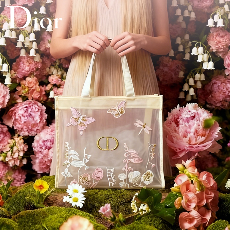 กระเป๋าคริสเตียน ดิออร์ ดิออร์ - Luxurious Bag บทวิจารณ์และราคา