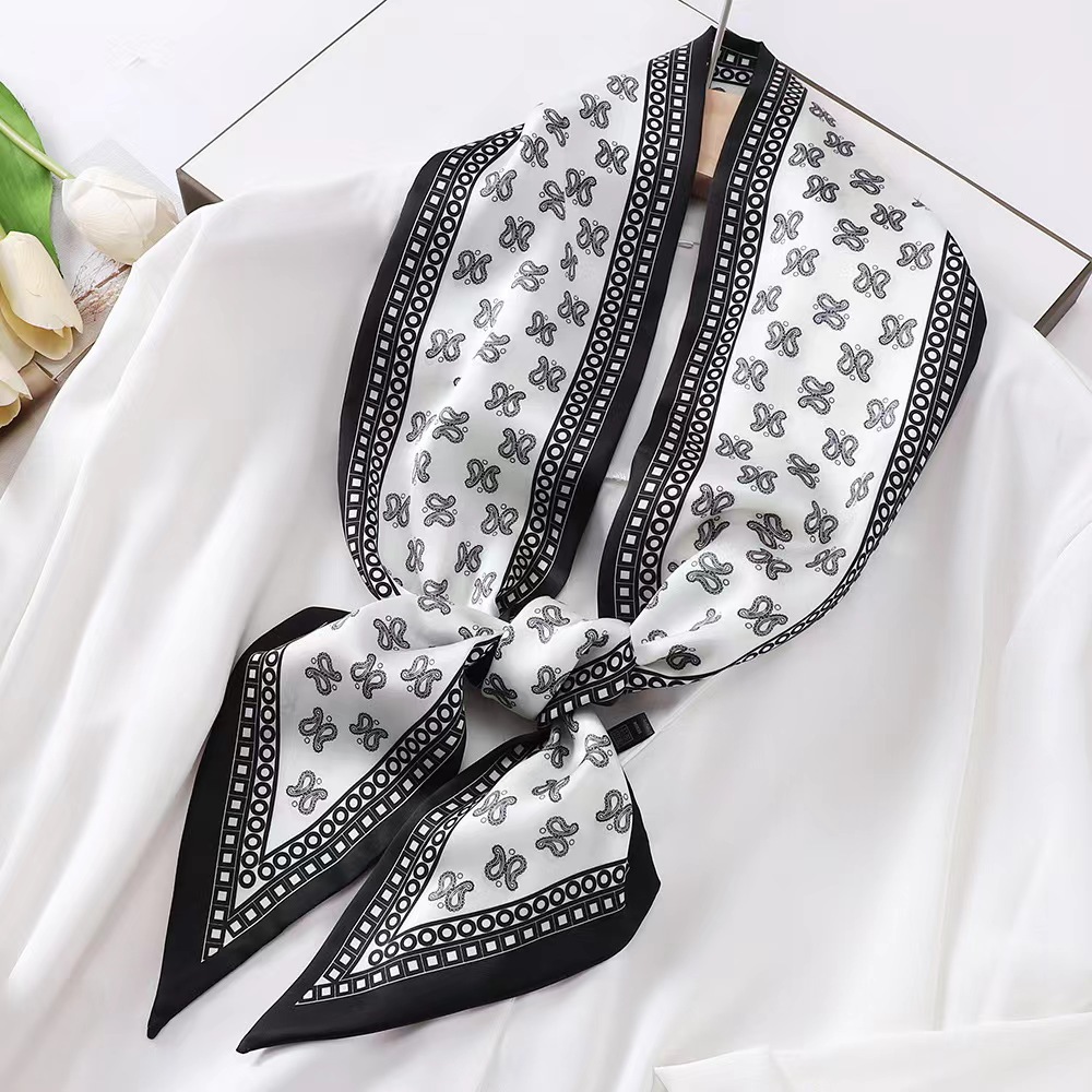 ผ้าพันคอไหมพิมพ์ลายม้าลายสุดหร - Luxury Bags Duffle บทวิจารณ์และราคา