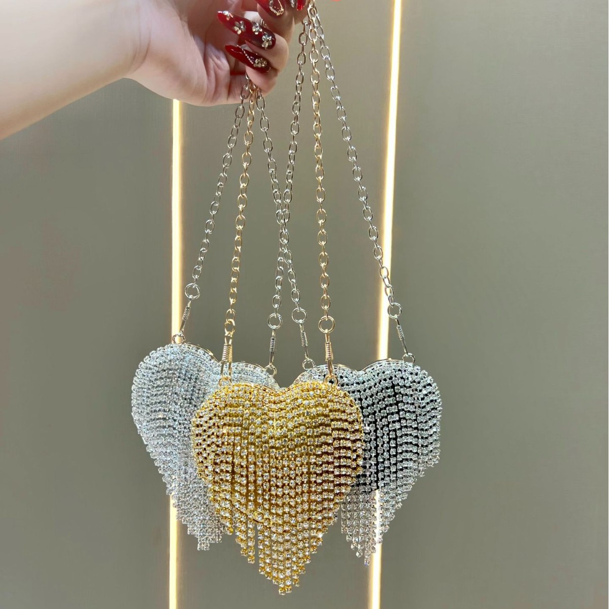กระเป๋าคลัทช์คริสตัลหรูหราประด - Mini Bag Evening Clutch บทวิจารณ์และราคา